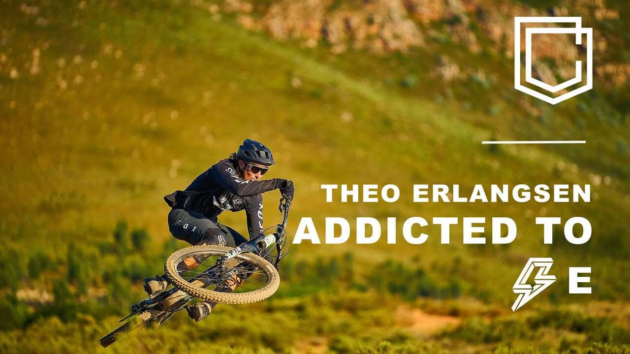 "Addicted to E" Theo Erlangsen volando sobre su E-bike