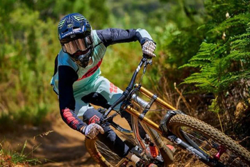 Con 17 años Ike Klaassen se une al equipo Commencal