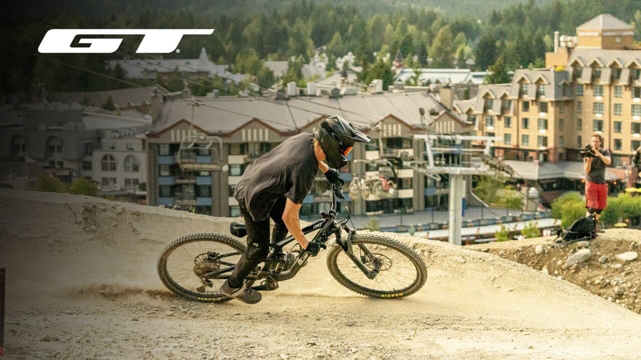 New bike day en Whistler |  Nueva GT Force 2021