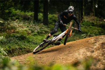 Hugo Frixtalon sobre la nueva Commencal Tempo Power