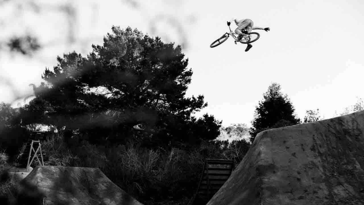 SHADOWPLAY - El nuevo video de Brandon Semenuk y Owen Marks